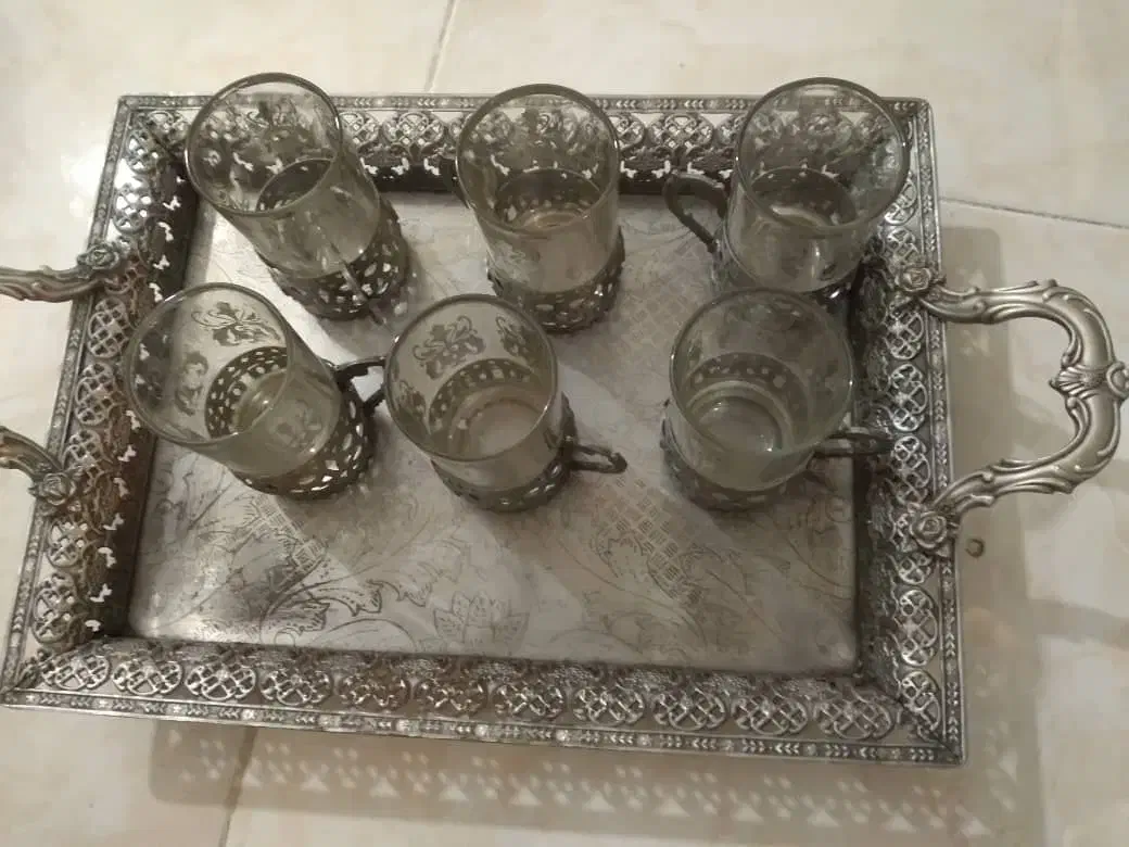 استکان چایی همراه سینی|ظروف سرو و پذیرایی|هشتگرد, فاز ۷ مهستان|دیوار