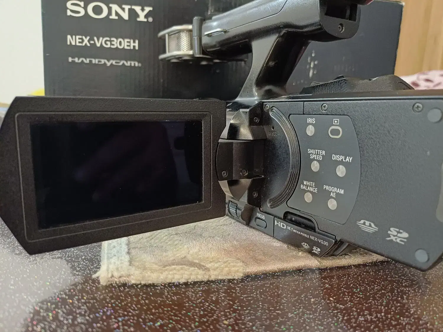 Sony vg30 با لنز 50|دوربین عکاسی و فیلمبرداری|مشهد, رضاشهر|دیوار