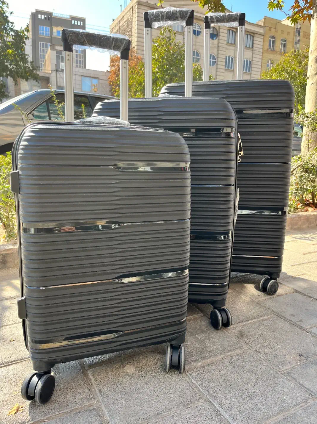 چمدان نشکن|کیف، کفش، کمربند|مشهد, هفت تیر (آب و برق)|دیوار