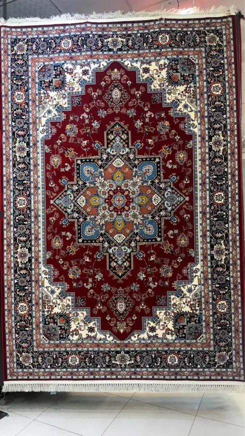 فرش ۷۰۰ شانه لاکی توپی سلیمانی گلشهر|فرش|زنجان, |دیوار