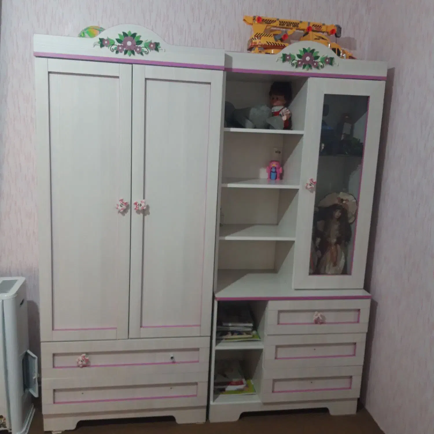 کمد|جاکفشی، کمد، دراور|بهار, |دیوار