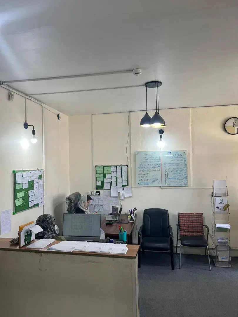 استخدام کارشناس فروش دفتری (خانم)|استخدام اداری و مدیریت|ری, امین آباد|دیوار