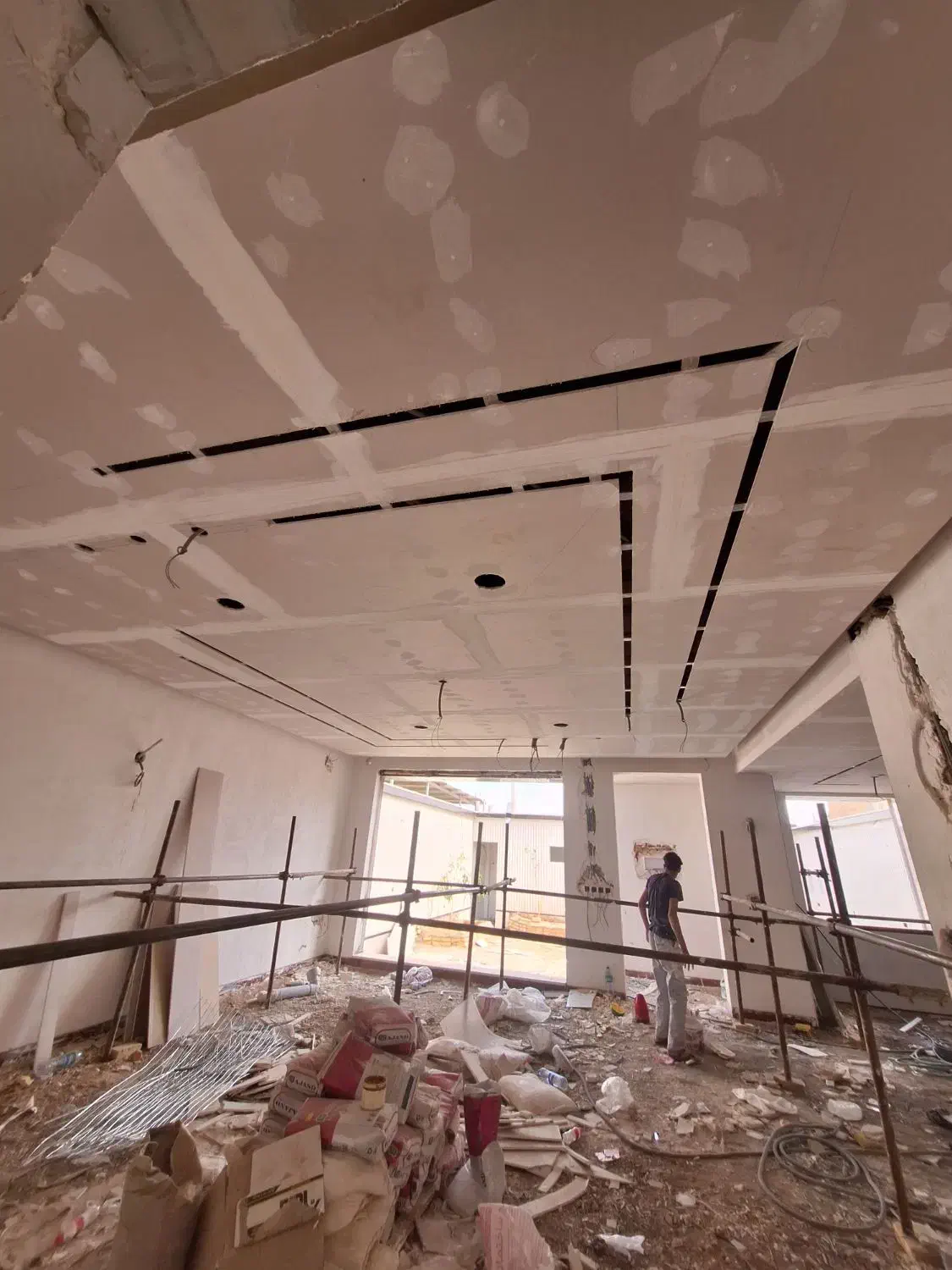 نقاشی و رنگ آمیزی ساختمان|خدمات پیشه و مهارت|میبد, |دیوار