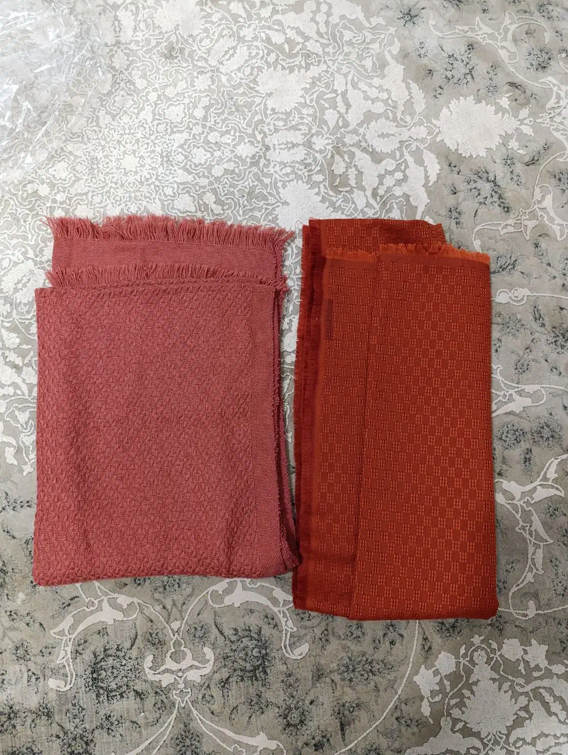 لباس|لباس|قم, زند آباد|دیوار