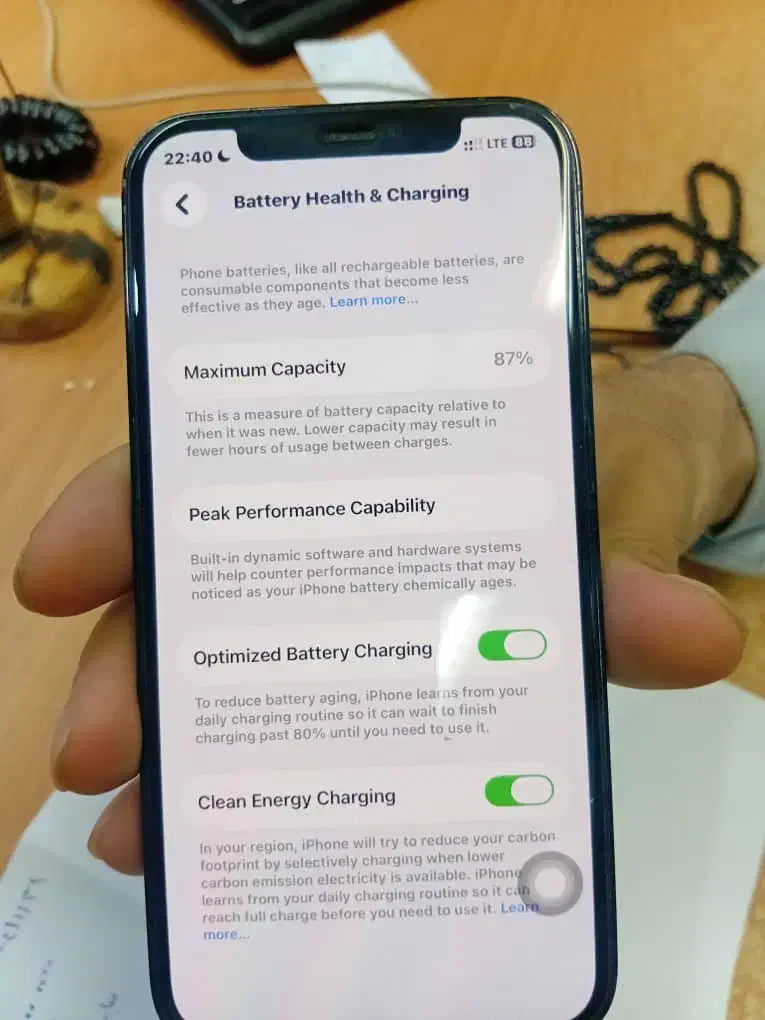 آیفون۱۲پرو/Zaa/باطری۸۷درصد/لازرورقی|موبایل|تهران, شهرک ولیعصر جنوبی|دیوار
