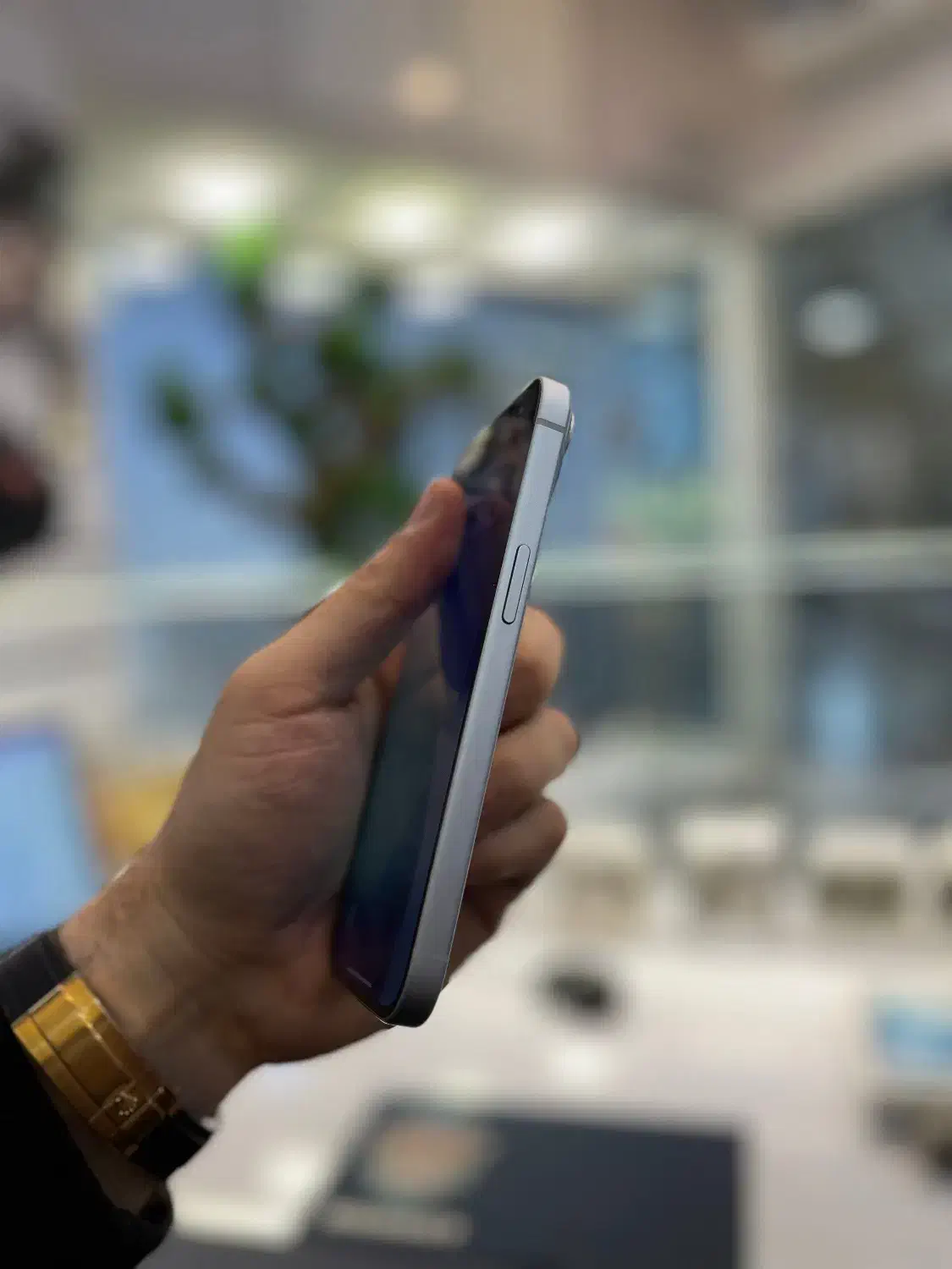 آیفون 15بارجیستر در حد آکبند ( موبایل ستینگ )|موبایل|اصفهان, باغ زرشک|دیوار