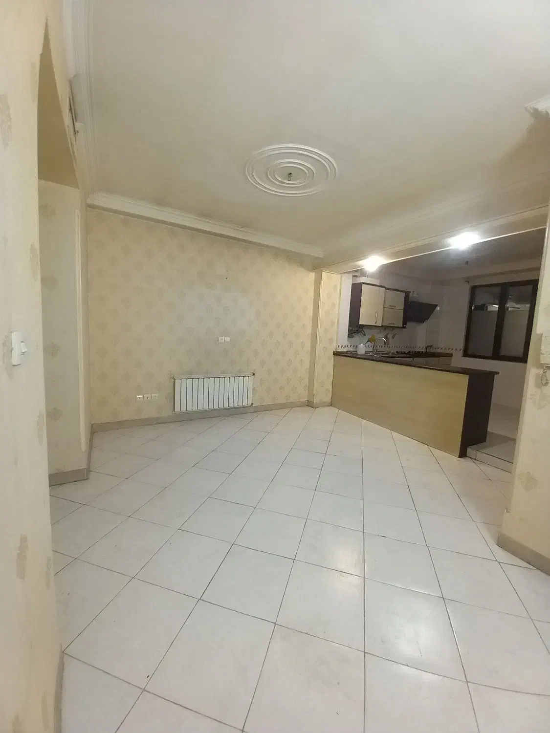 66متر/۲خواب/پارکینگ دار/حتی مجرد/جنب مترو