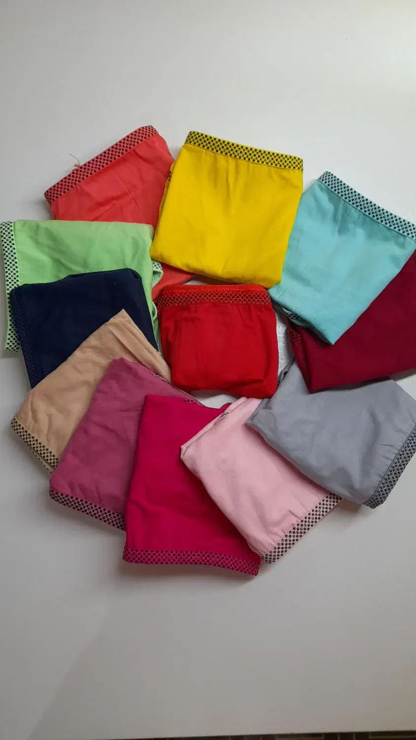 لباس به قیمت مناسب|لباس|شیروان (خراسان), |دیوار