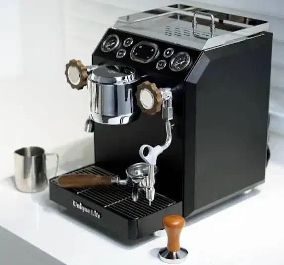 دستگاه نیمه صنعتی یونیک لایف ۷۱۱۸|کافیشاپ و رستوران|آمل, |دیوار