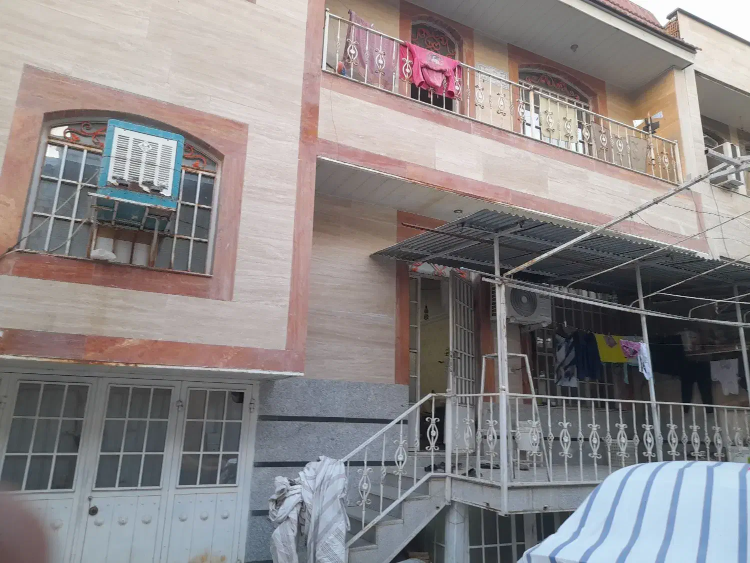 ۴تامسکونی تجاری بریاوران دوبر معاوضه بدون دوبلکس|فروش خانه و ویلا|شیراز, امام حسین|دیوار