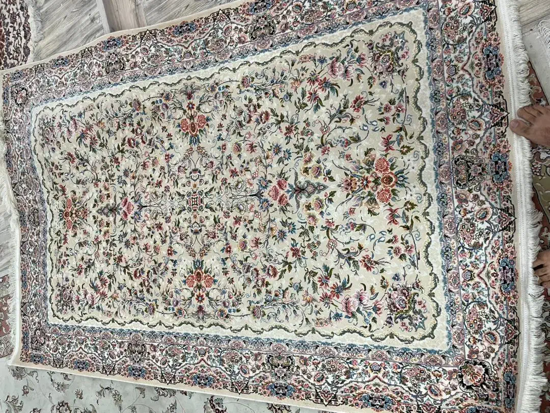 سه تخته فرش|فرش|ری, سرتخت|دیوار