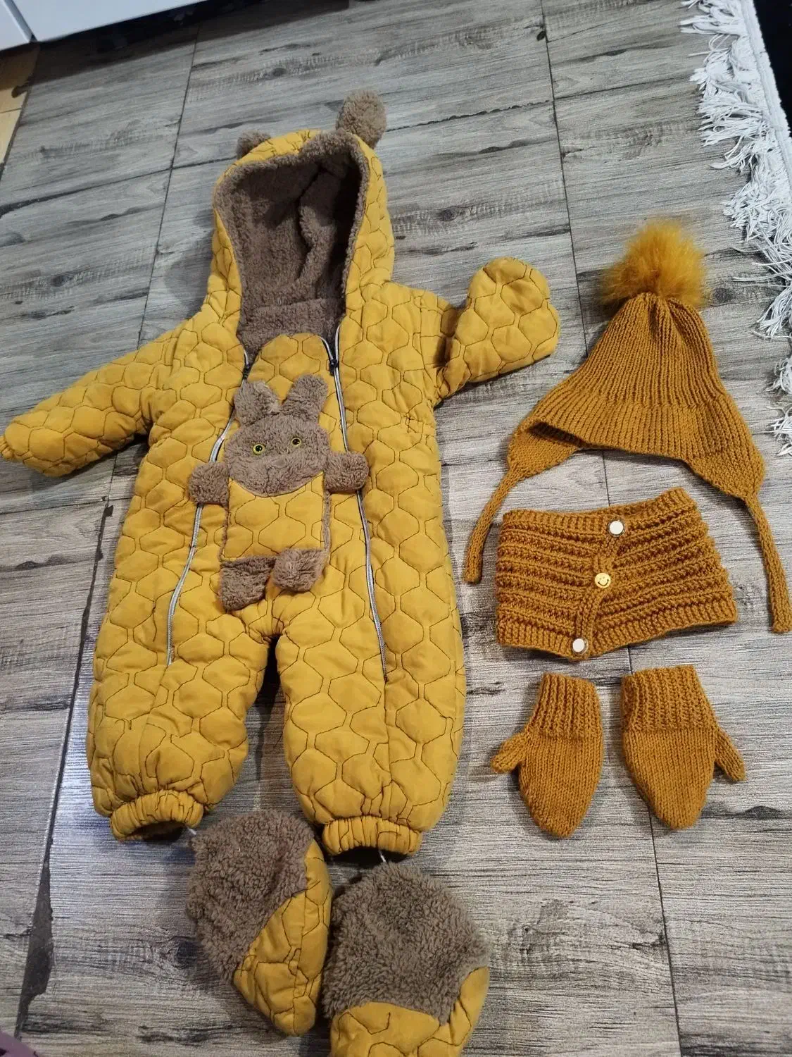 کاپشن شال وکلاه نوزادی|اسباب و اثاث بچه|کرمانشاه, |دیوار