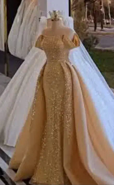 لباس مجلسی|لباس|بروجرد, |دیوار