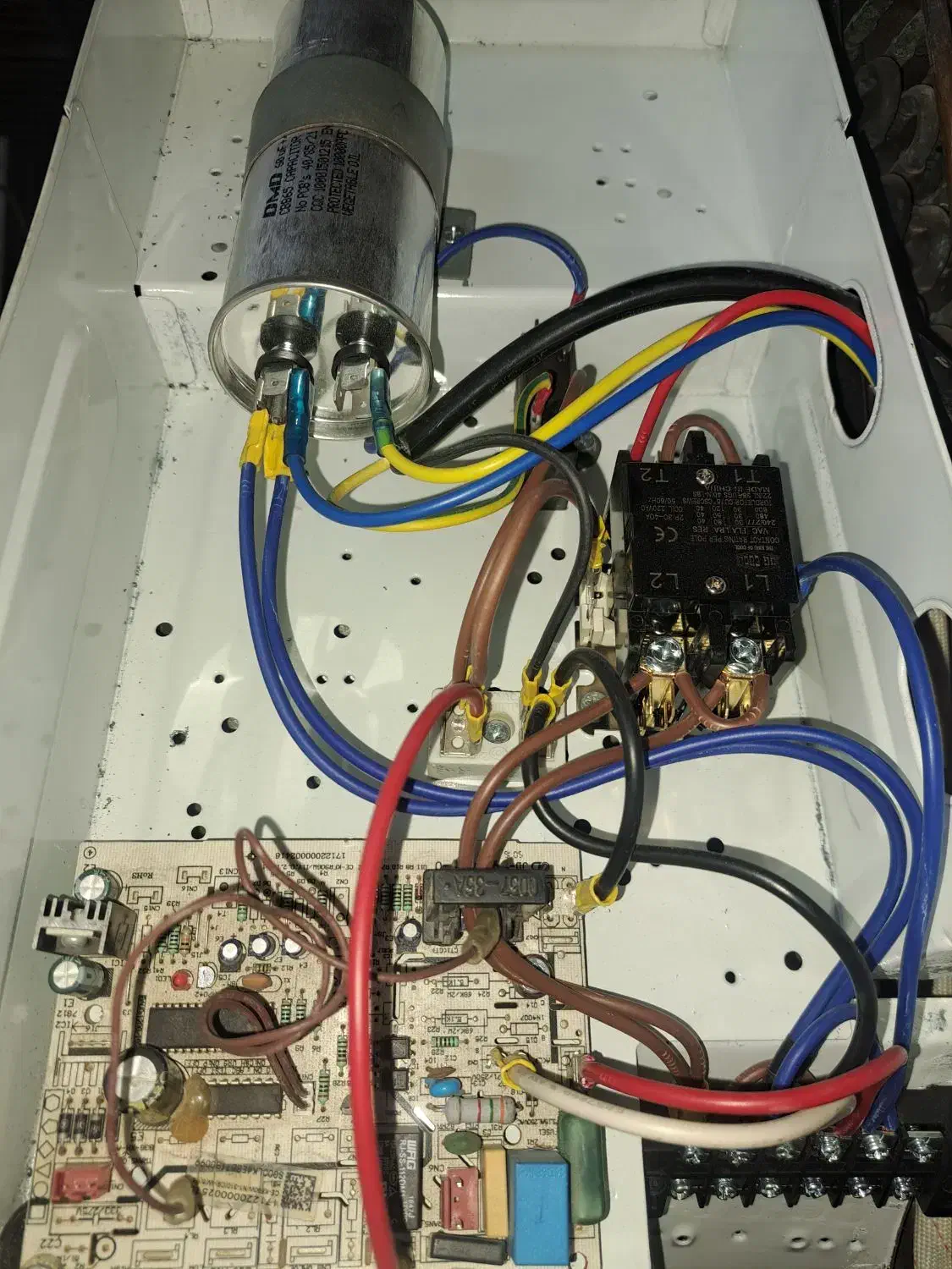 آموزش تعمیرات کولرهای گازی با اعطای مدرک دانشگاهی|خدمات آموزشی|دزفول, |دیوار