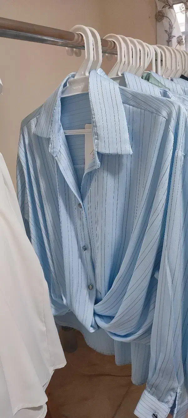 به تعدادی خیاط نیازمندیم|استخدام صنعتی، فنی، مهندسی|پرند, فاز ۶|دیوار