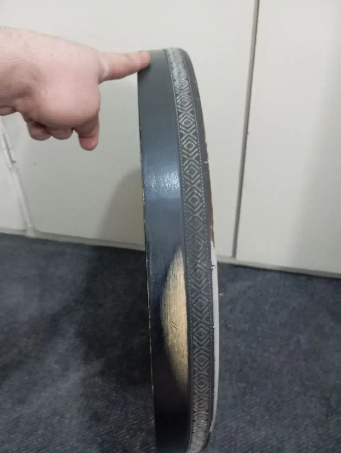 دف دربندی|سازهای سنتی|شهر ری, شهادت|دیوار