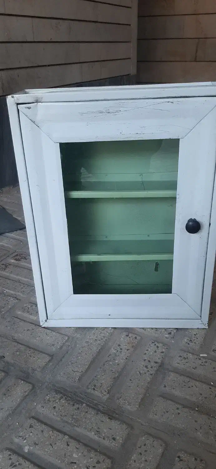 جعبه|آرایشی، بهداشتی، درمانی|لنجان, |دیوار