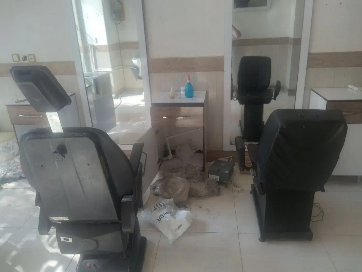 تعدادی وسایل پیرایش مردانه|آرایشگاه و سالنهای زیبایی|ایواوغلی, |دیوار