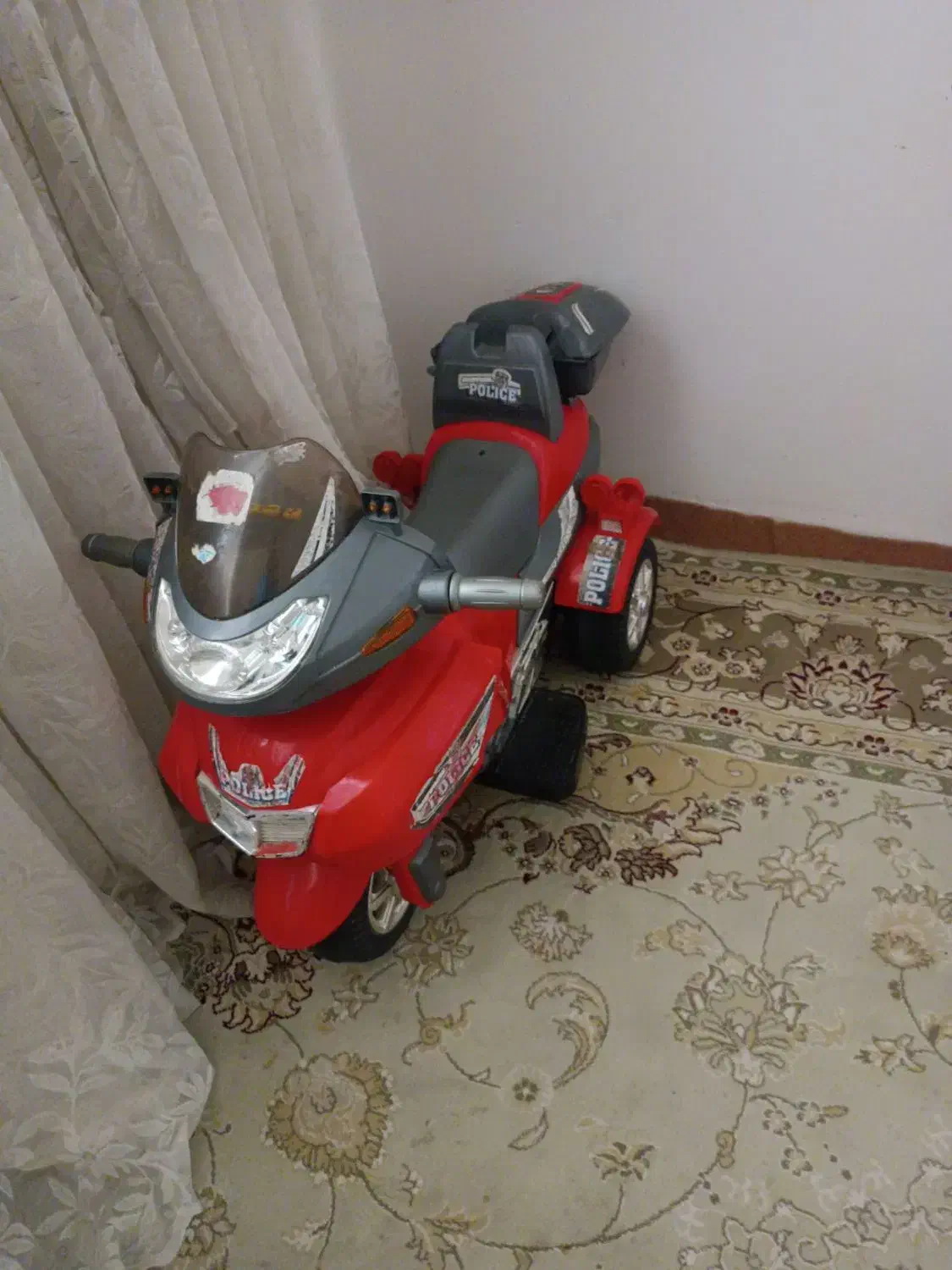 موتور شارژی سالم باطری ۶ونیم ولت تازه|اسباب‌‌بازی|قوچان, |دیوار