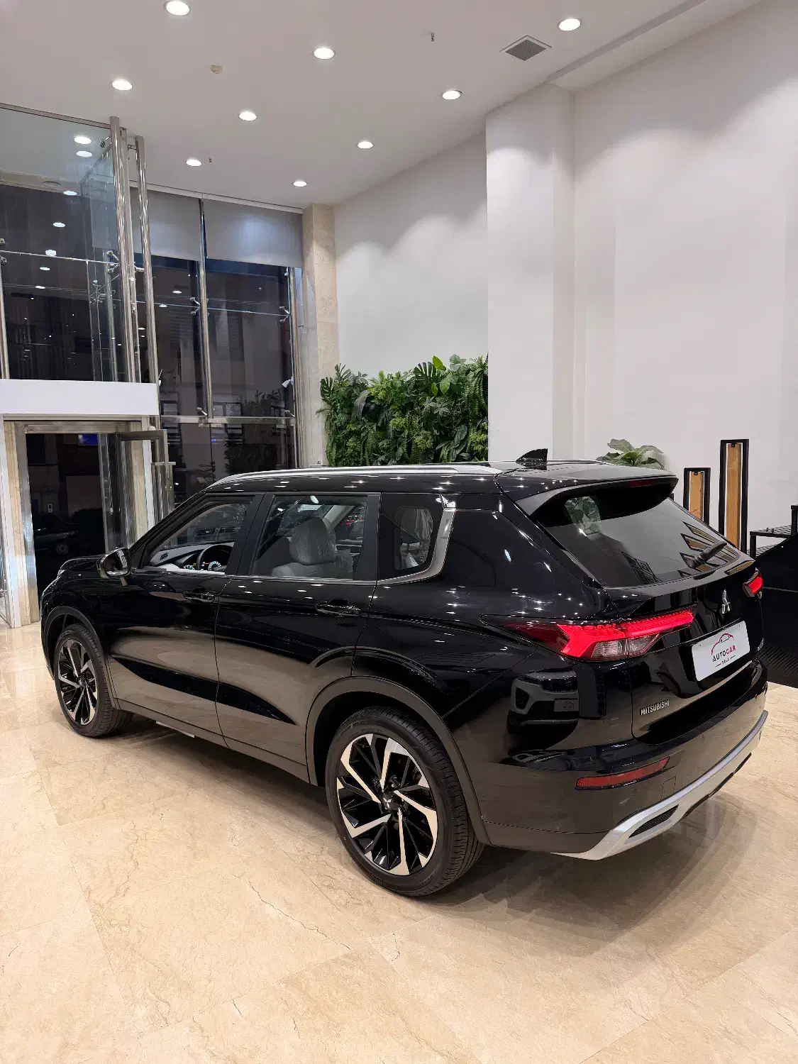 اوتلندر پی لاین ۲۰۲۳|خودرو سواری و وانت|تهران, عباس‌آباد|دیوار