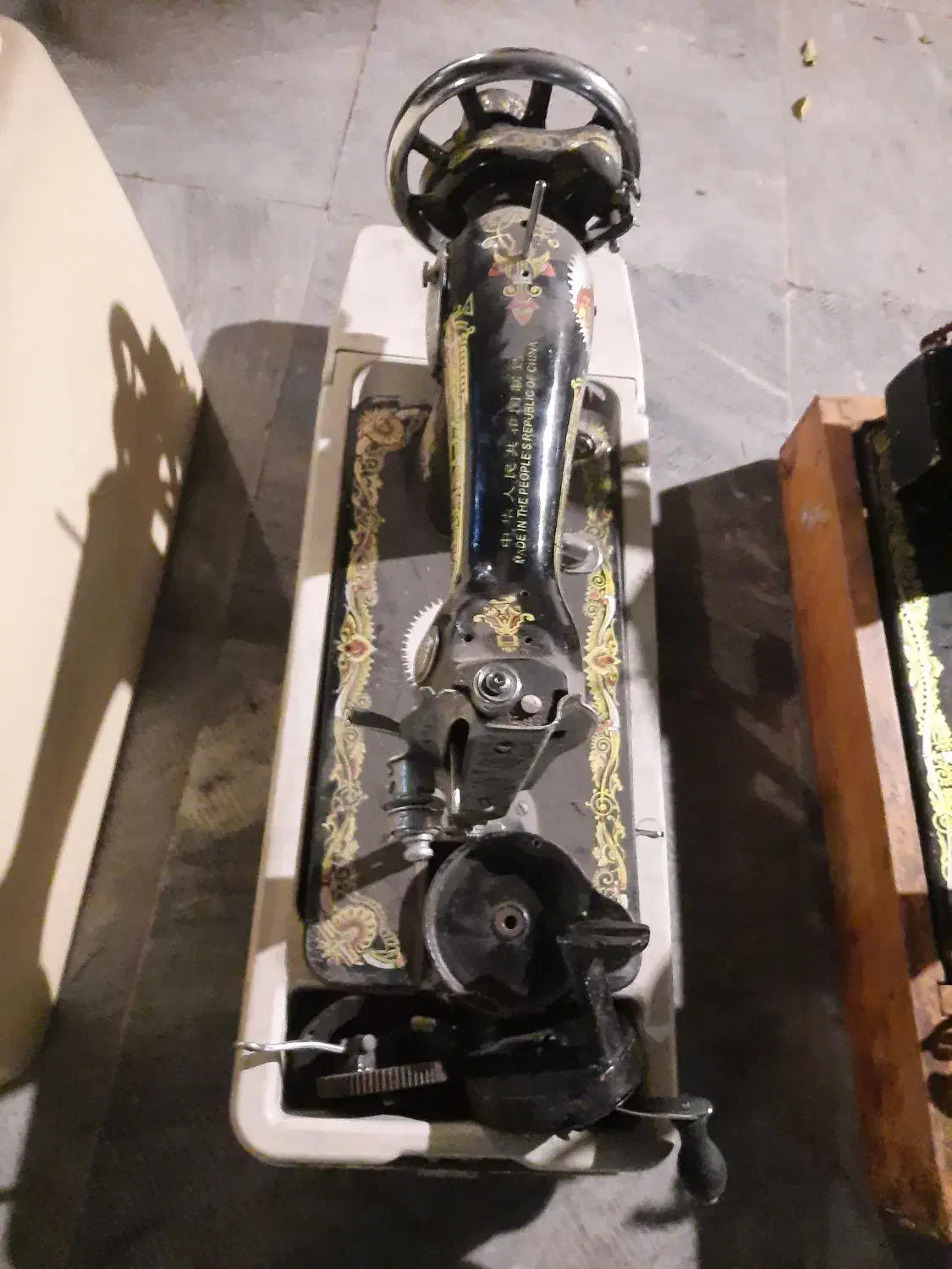 دو عدد چرخ خیاطی یکی اصل ژاپن|چرخ خیاطی و ریسندگی|خوی, |دیوار