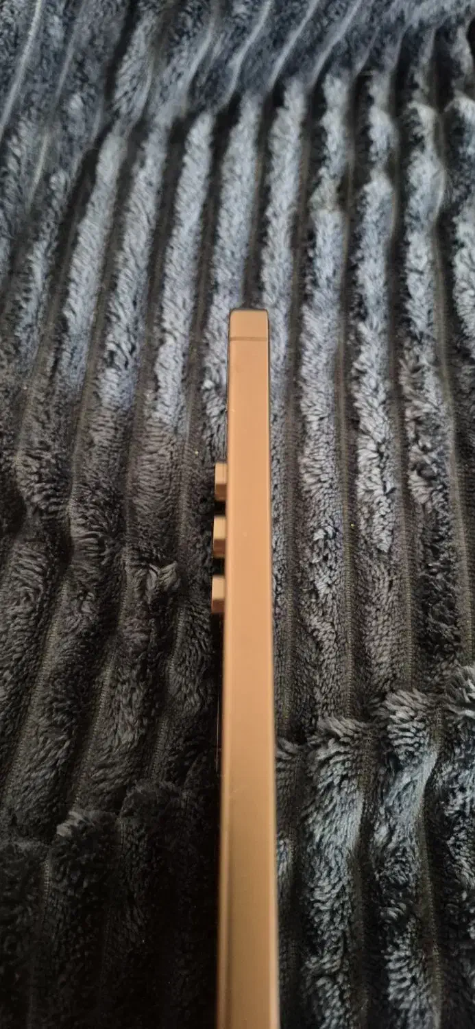 اس 24 fe|موبایل|اصفهان, خواجو|دیوار