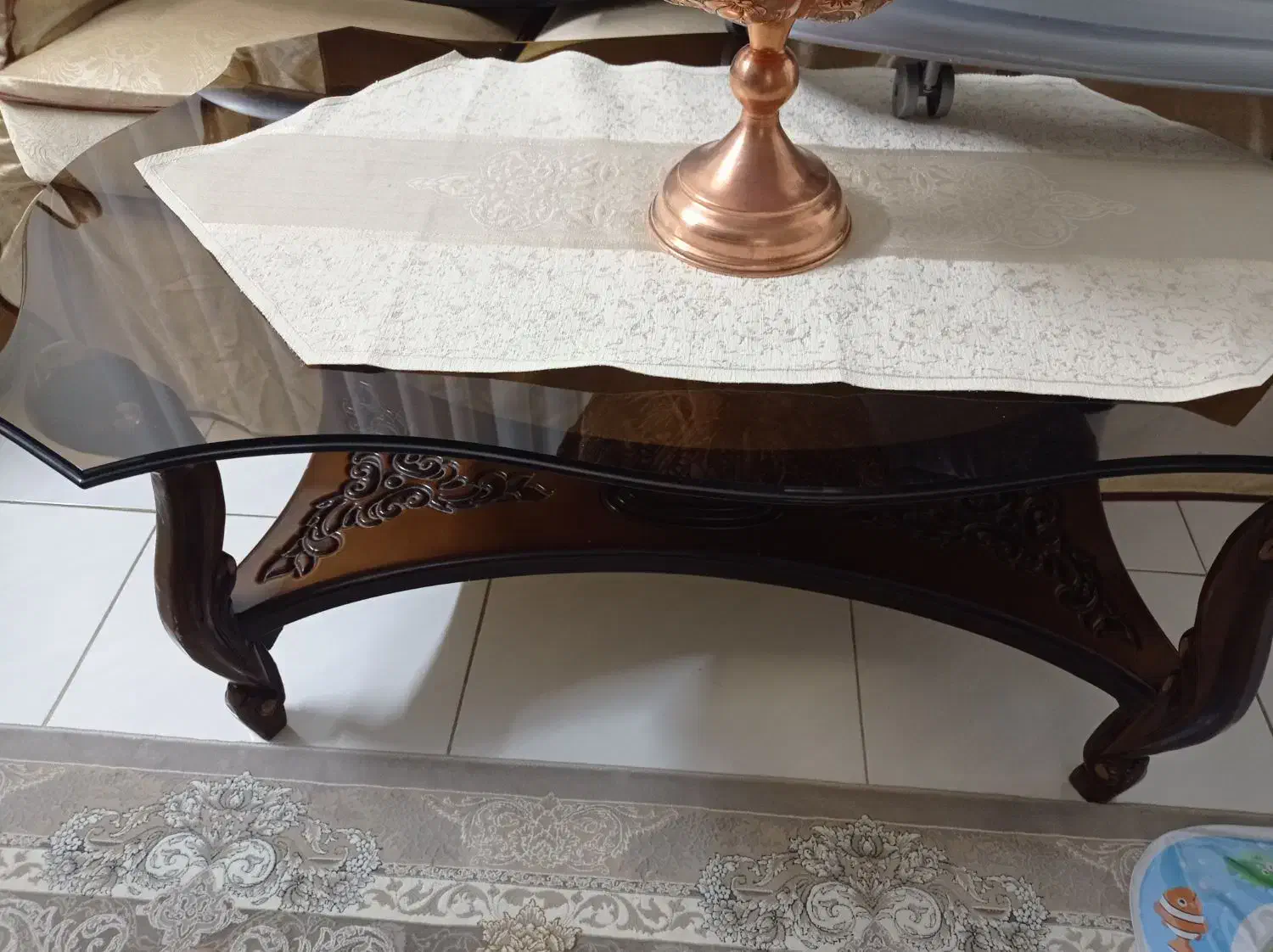 میز جلو مبلی همراه دو عسلی|مبلمان خانگی و میز عسلی|شاهین‌شهر, مخابرات (شهید بهشتی)|دیوار