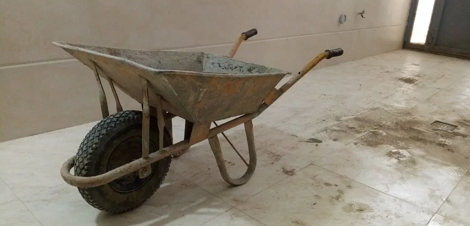 یک دستگاه فرغون|ابزارآلات|مهاباد (آذربایجان غربی), |دیوار