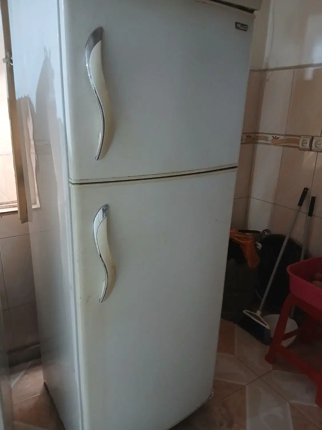 یخچال در حد تمیز فقط گاز میخواد|یخچال و فریزر|اسلامشهر, شهرک سعیدیه|دیوار