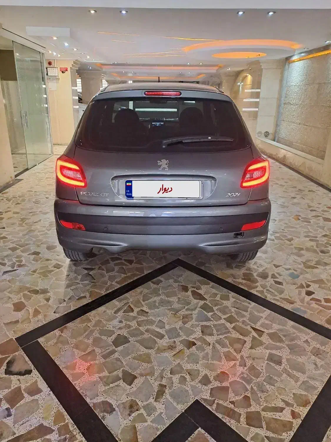 207TU3مدل403 کم کار بدون رنگ|خودرو سواری و وانت|کرج, فاز ۳ گوهردشت|دیوار