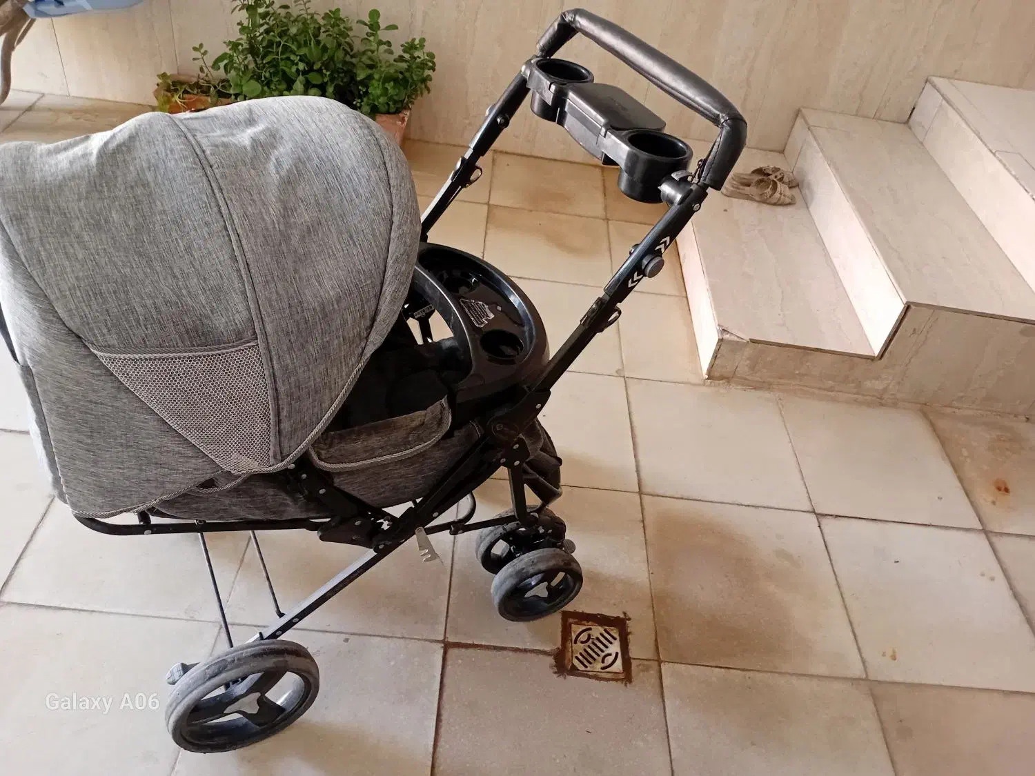 کالسکه سالم و تمییز مرتب|کالسکه و لوازم جانبی|قوچان, |دیوار