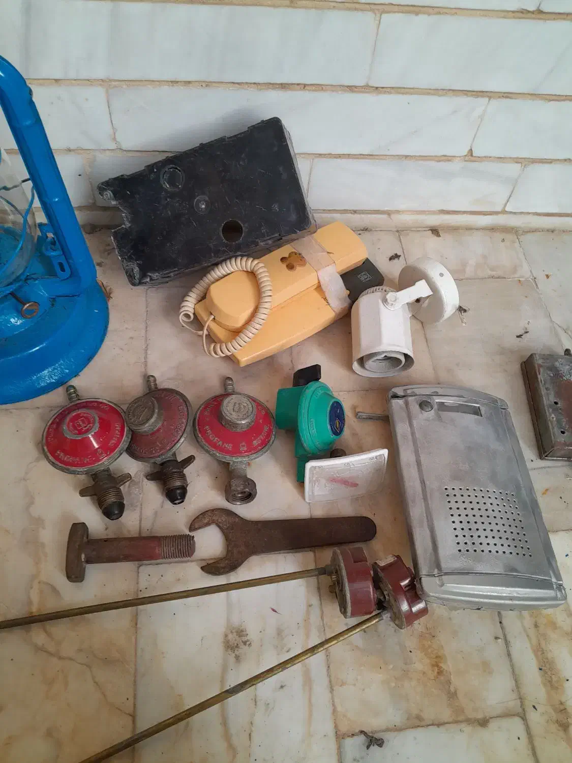 چراغ نفتی ولگراتور|کلکسیون اشیاء عتیقه|بوشهر, |دیوار