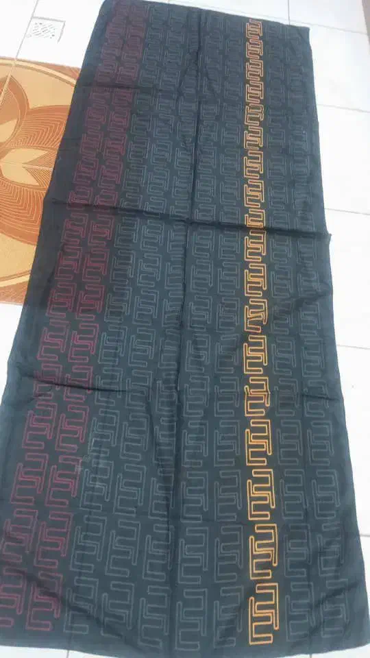 انواع شال  مناسب   روز  زن  ۱۵۰تومن  ارسال رایگان|لباس|ساوه, |دیوار