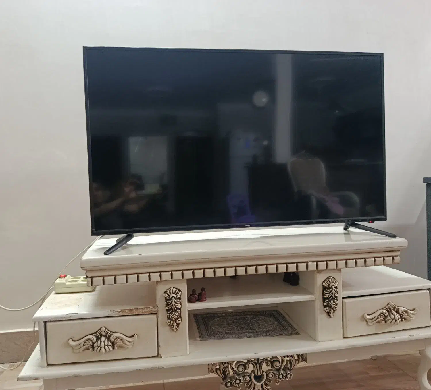 تلویزیون|تلویزیون و پروژکتور|تربت جام, شهید غلام زاده|دیوار