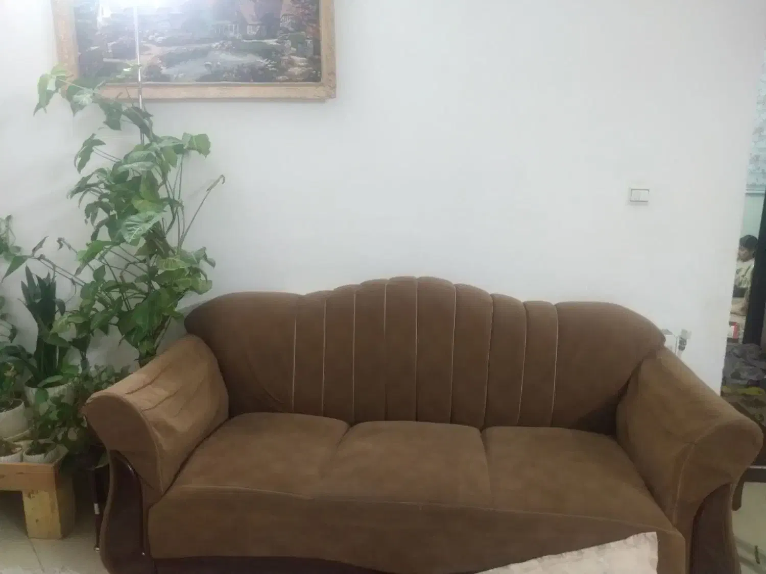 مبل جدبد پارچه آلمان|مبلمان خانگی و میز عسلی|گلبهار, شهر جدید گلبهار|دیوار