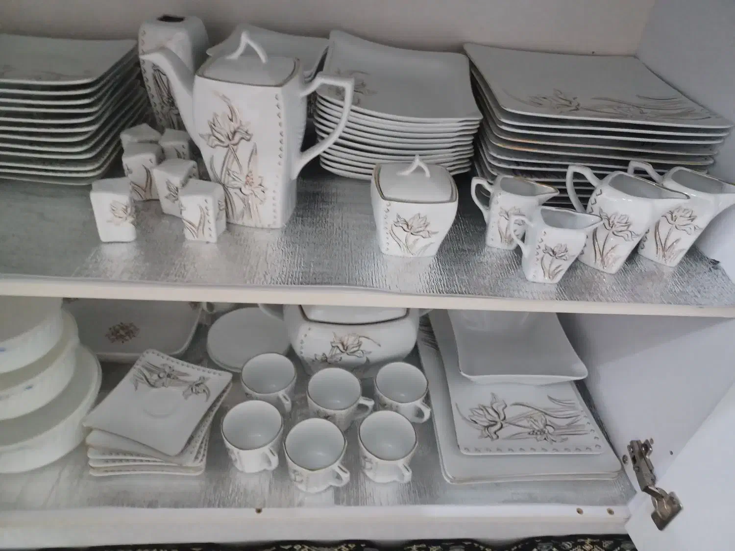 لوازم منزل لباس کتاب ظرف و...|حراج|مشهد, هفت تیر (آب و برق)|دیوار