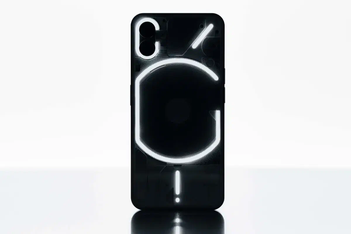 Nothing Phone 5G 256 ram 8+8|موبایل|ساری, |دیوار