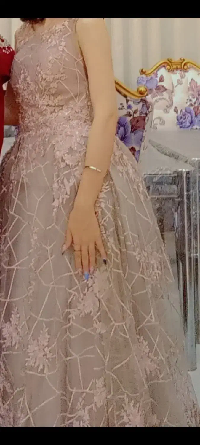 لباس مجلسی|لباس|اسفراین, |دیوار