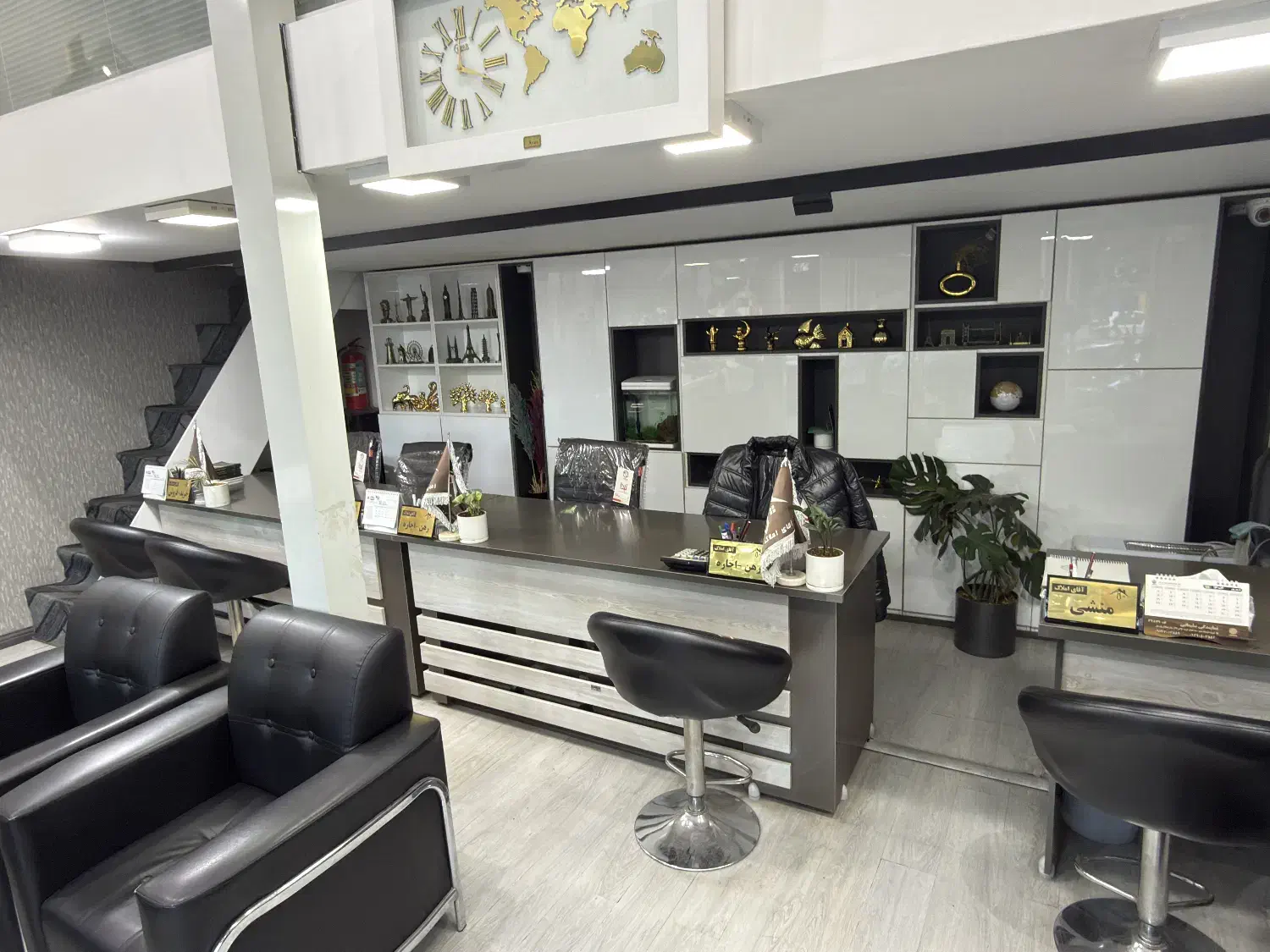 مغازه املاک فعال فرهنگشهر|استخدام بازاریابی و فروش|شیراز, فرهنگ شهر|دیوار