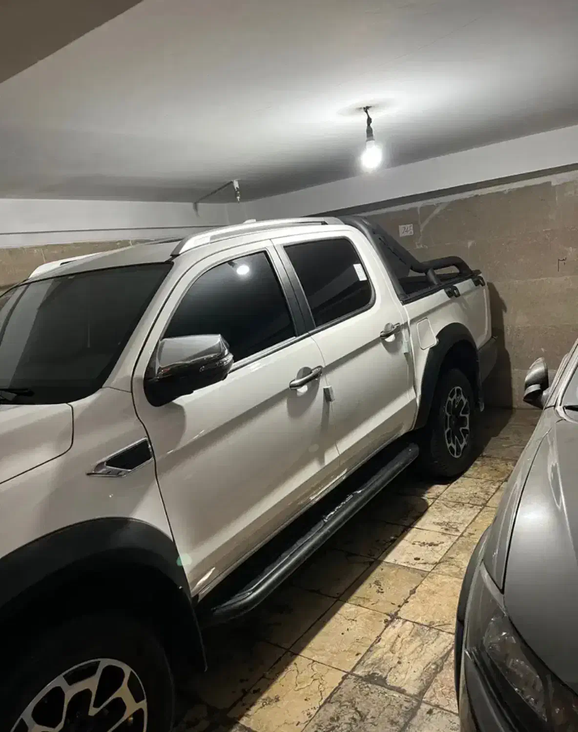 Kmc t9 1403 سفید کی ام سی تی ۹|خودرو سواری و وانت|مشهد, هنرستان|دیوار