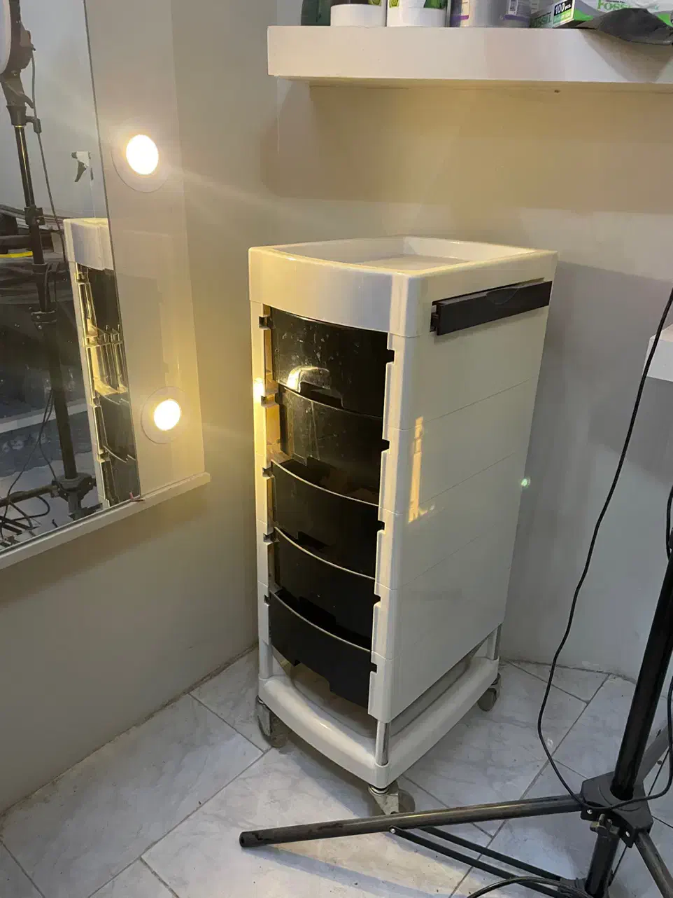 فروش فوری لوازم ارایشگاه|آرایشگاه و سالنهای زیبایی|نیشابور, کوی فرهنگیان|دیوار