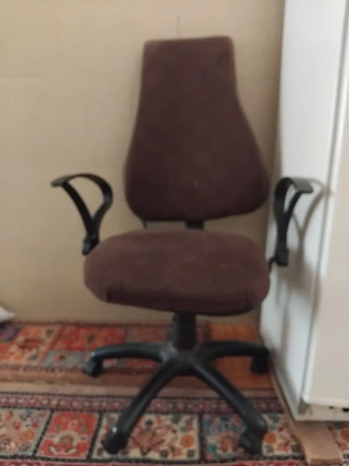 صندلی مدیریت(چرخ دار)|صندلی و نیمکت|رفسنجان, |دیوار