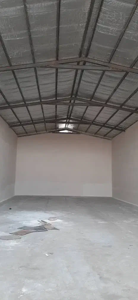 سوله نوساز ۲۵۰ متری در شهرک صنعتی قلعهمیر|فروش دفتر صنعتی، کشاورزی، تجاری|بهارستان, |دیوار