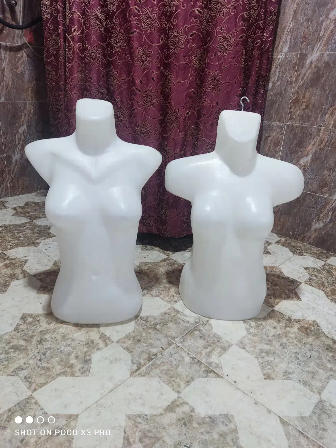 فروش مانکن بدن و پا|فروشگاه و مغازه|سقز, |دیوار