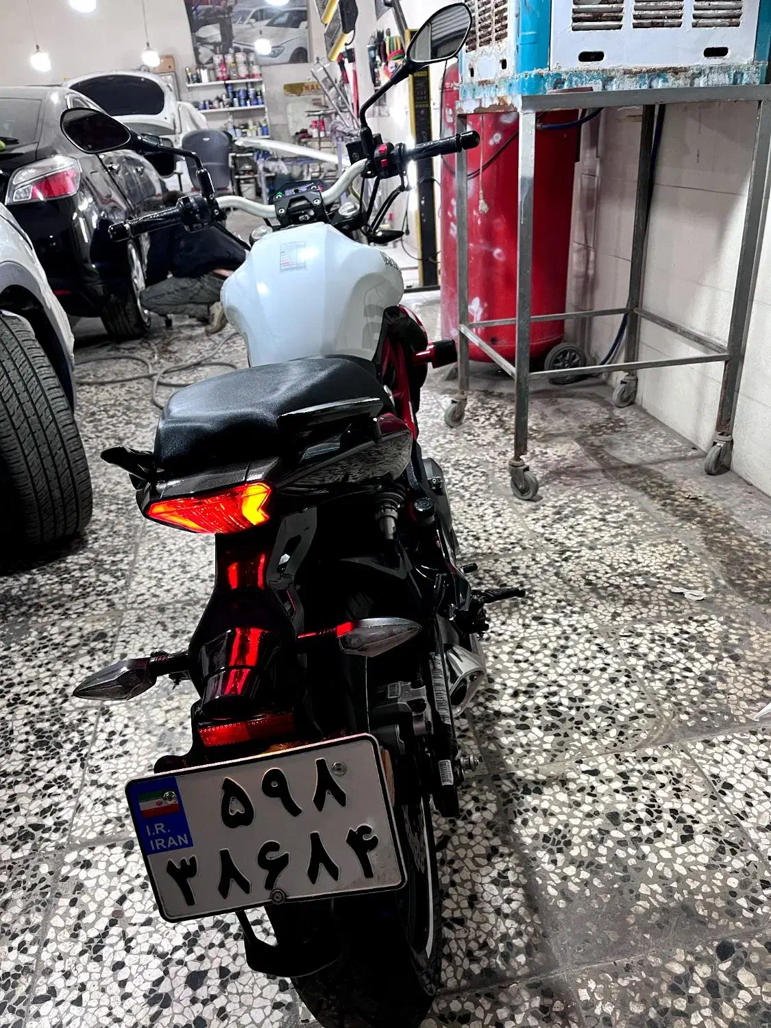 بنلی۳۰۰|موتورسیکلت|گنبد کاووس, |دیوار