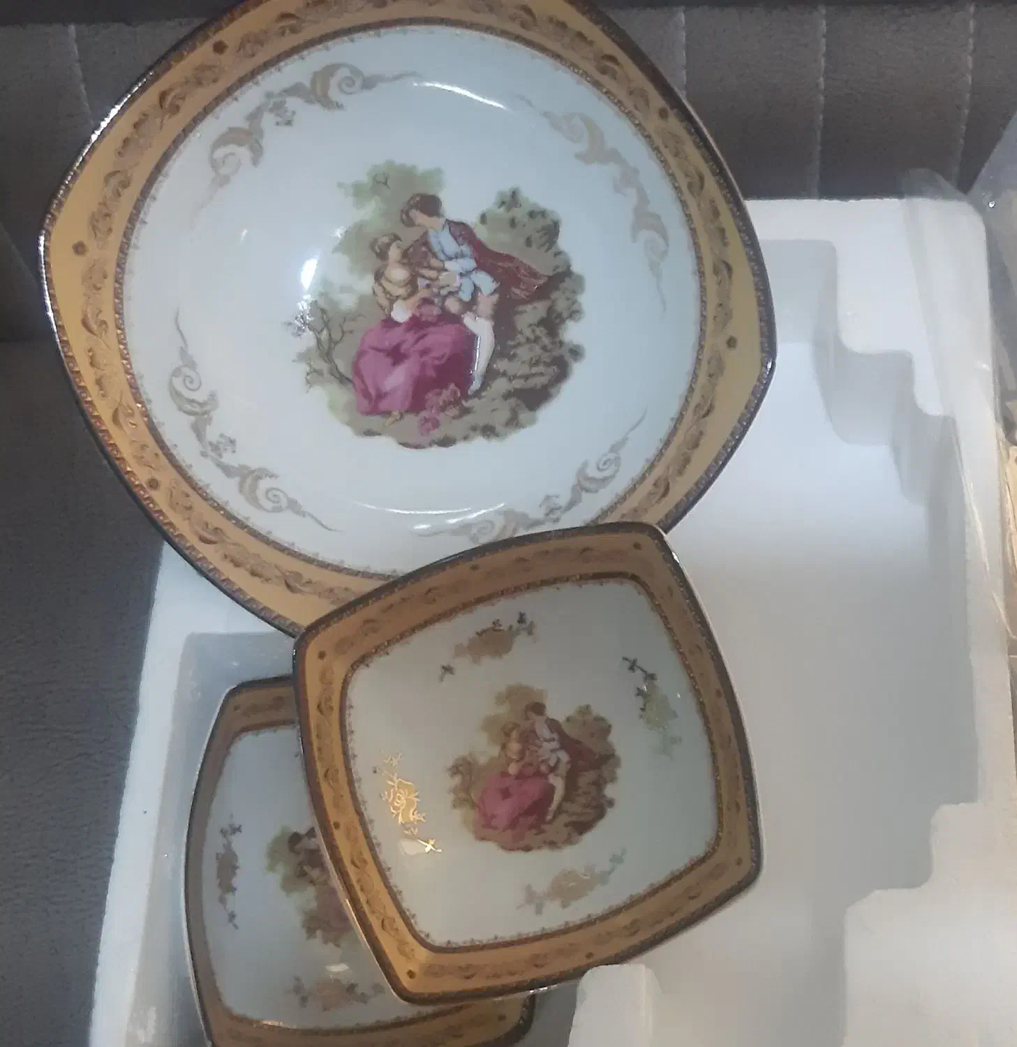 ظروف نو . سالاد خوری یا ماست خوری نو|ظروف سرو و پذیرایی|دهلران, |دیوار