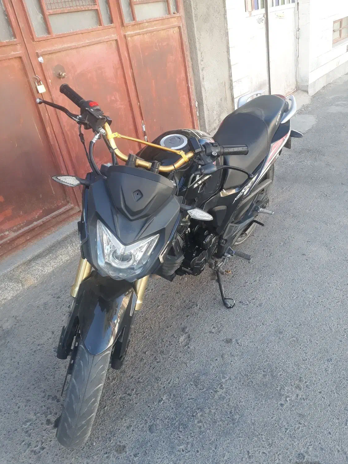 موتور سیکلت|موتورسیکلت|جلگه ماژان, |دیوار