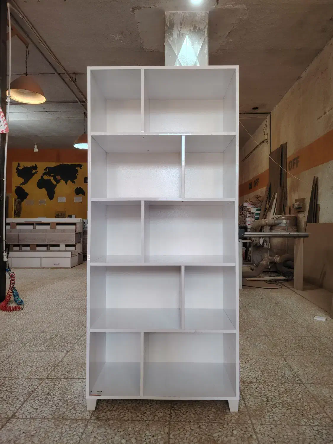 کتابخانه /جاکتابی/ویترین|کتابخانه، شلف، قفسه‌های دیواری|اصفهان, فجر|دیوار