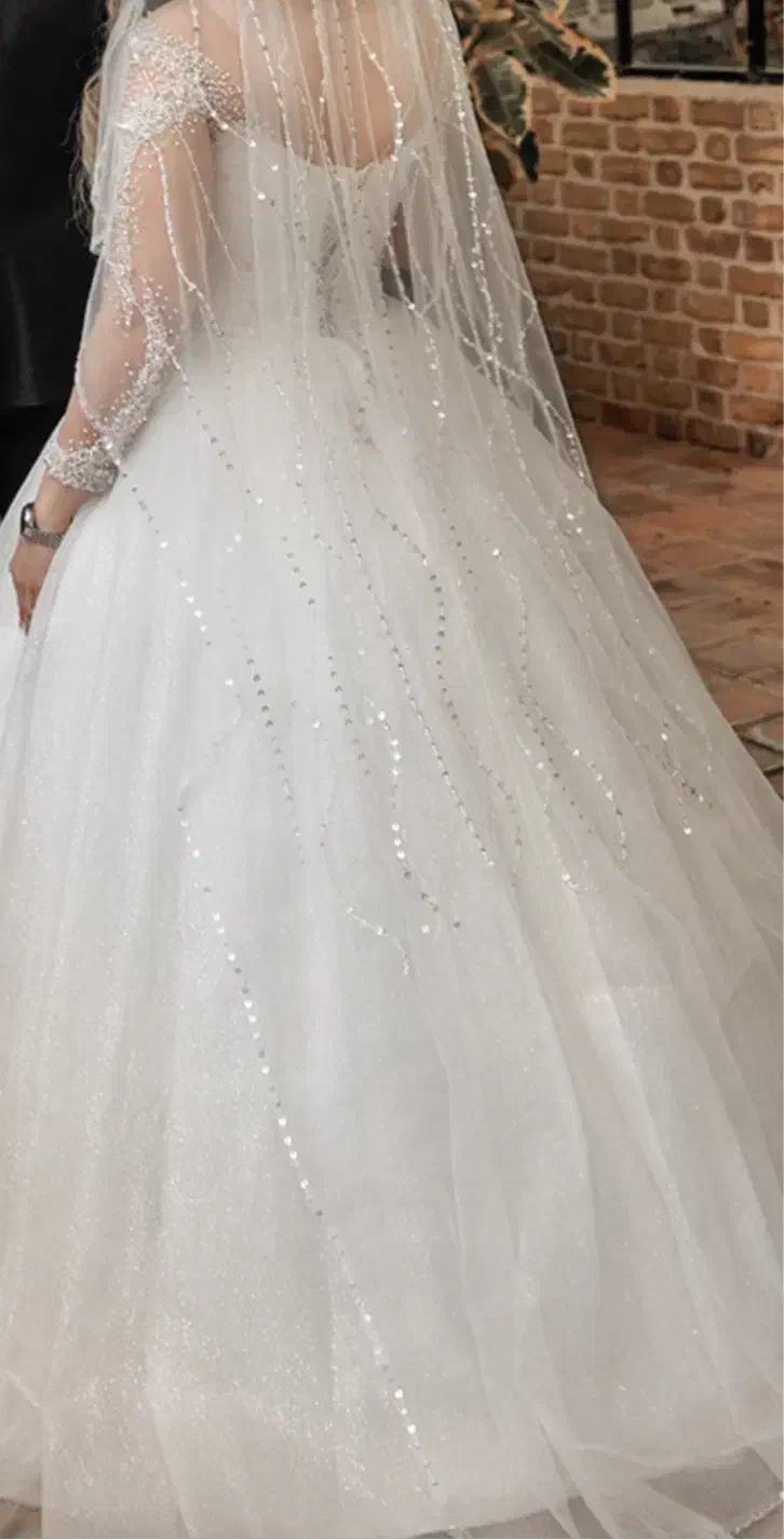 لباس عروس جواهر دوزی|لباس|رودهن, |دیوار