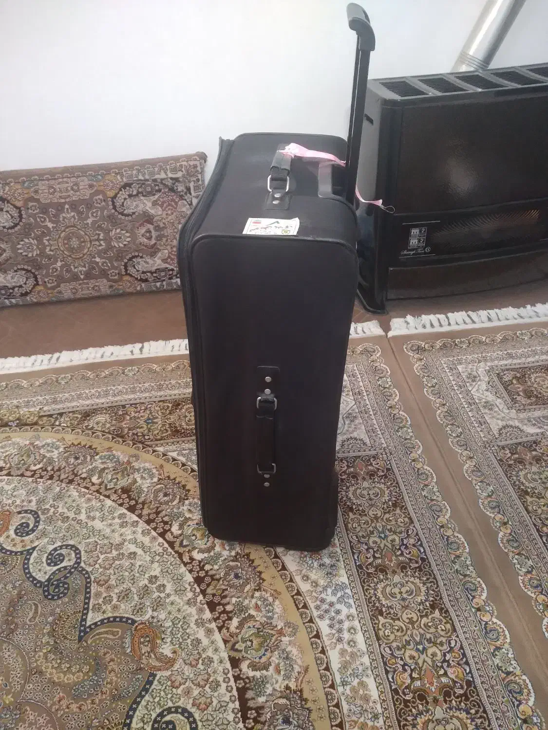چمدان بزرگ|کیف، کفش، کمربند|مشهد, کوی سیدی|دیوار